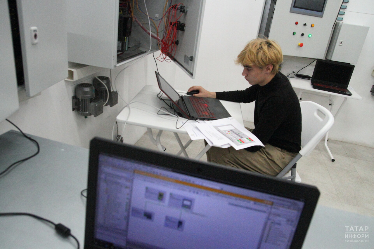 «Вопрос национальной безопасности»: в 5 районах РТ не начали переход на отечественное ПО