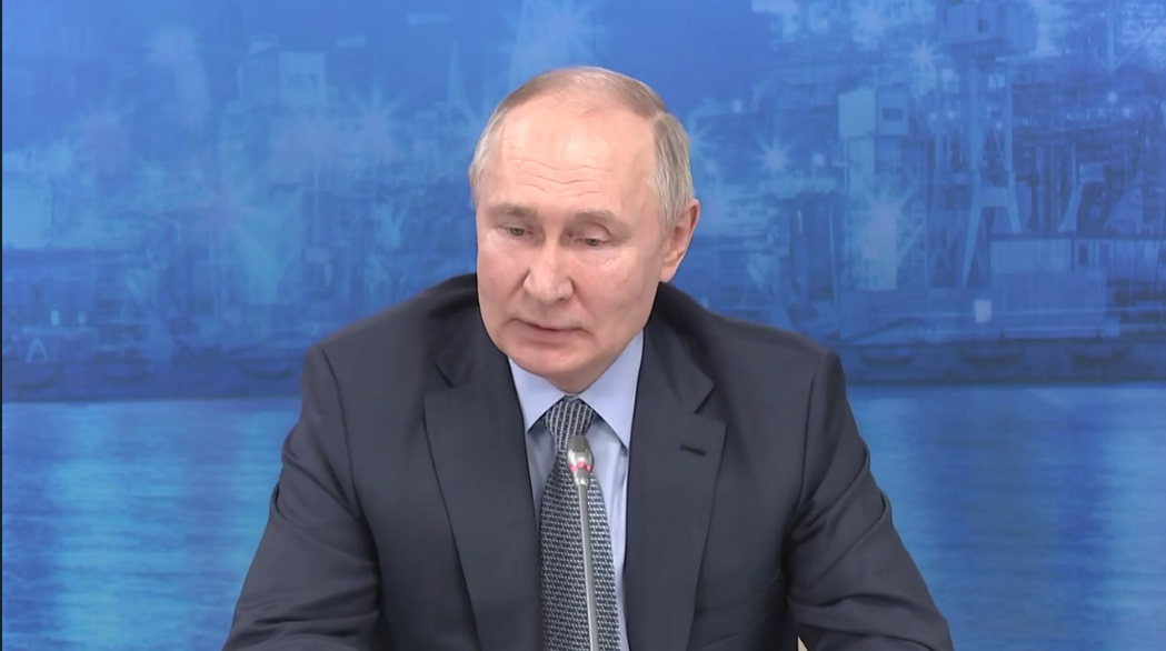 Итоги переписи населения 2002 года в россии. Численность партии справедливая россия. Численность российских митингов. Участие населения в выборах. Молодежь в политике статистика.