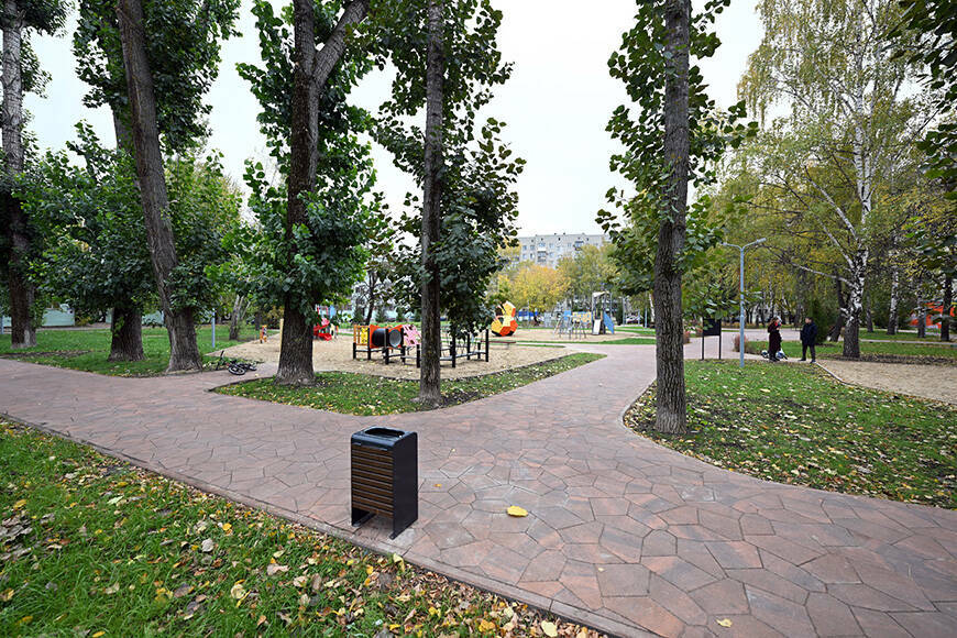 Самый большой двор Советского района благоустроен в Казани