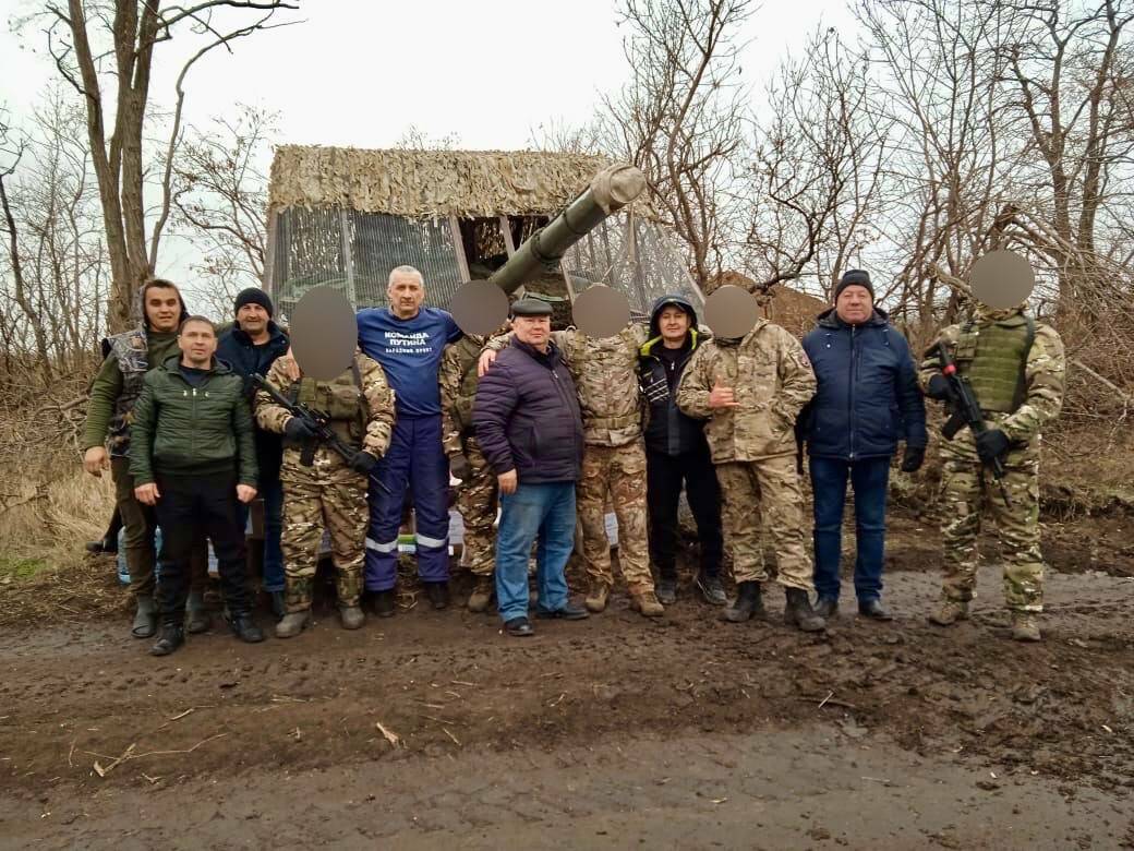 Сарман районы башлыгы махсус операция зонасындагы хәрбиләр янында булды