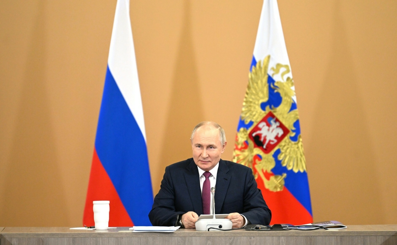 Путин: В ближайшие десятилетия человечеству никуда не деться от газа и нефти