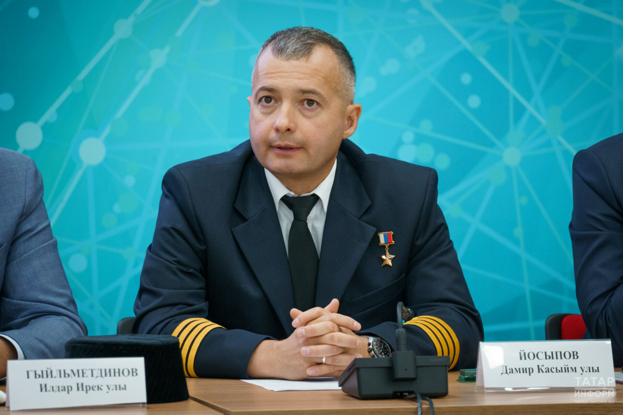 Дамир Юсупов: Историю России нам не должны рассказывать из-за рубежа