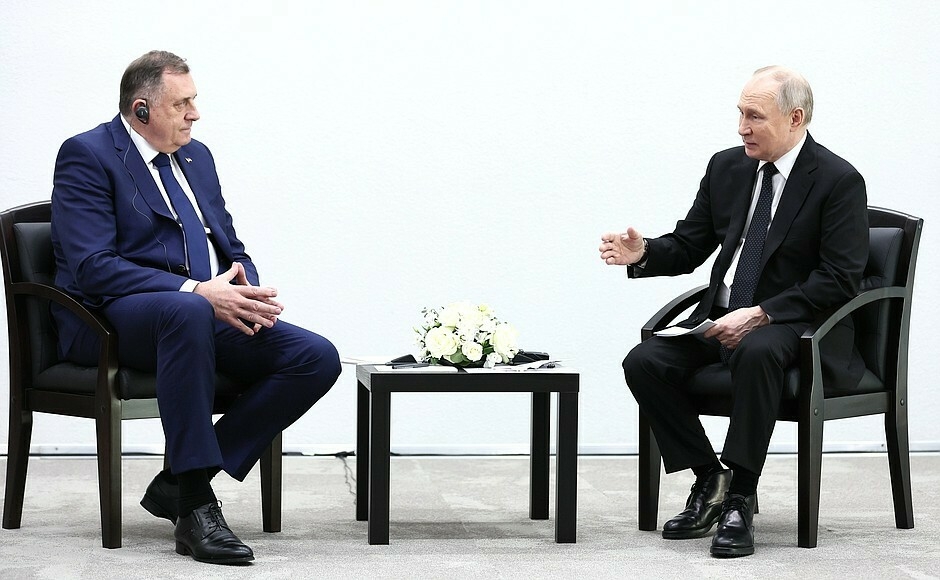 Путин в Казани поблагодарил Президента Республики Сербской за поддержку инициатив России