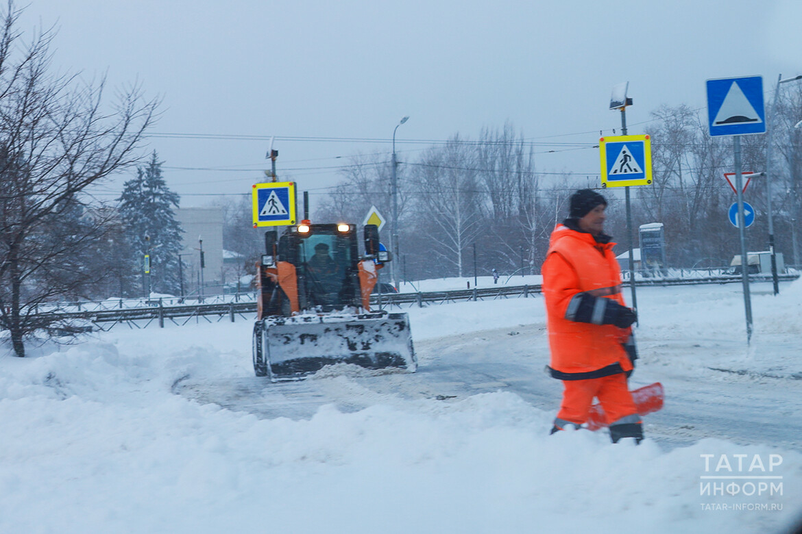 «Мы такого 13 лет не видели»: когда прекратится снежный апокалипсис в Татарстане