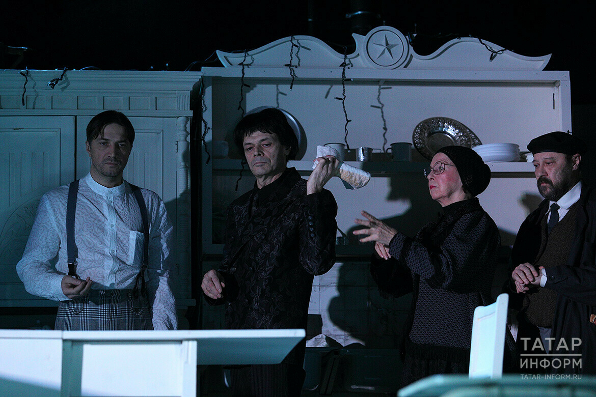 «Попытка не пользоваться хрестоматийным восприятием “Грозы”»: ТЮЗ Казани сотворил «Омут»