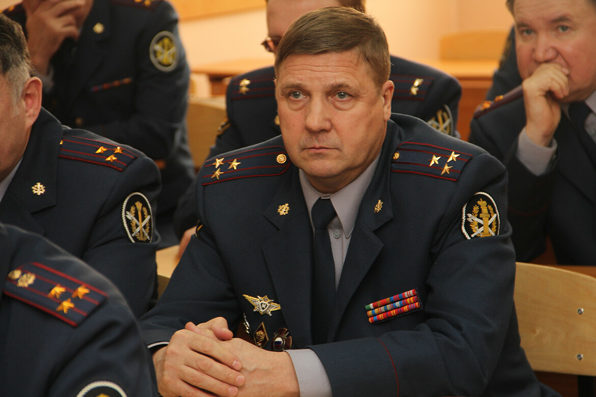 Подруга людоеда, главари «Тяп-Ляп» и роды за решеткой: истории из службы экс-главы СИЗО