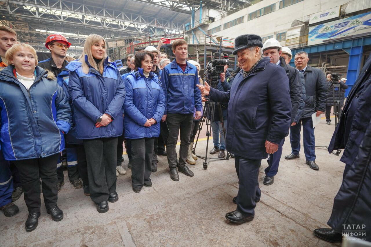 «Гордимся кораблями, которые строим»: о чем Шаймиев говорил с заводчанами в Зеленодольске