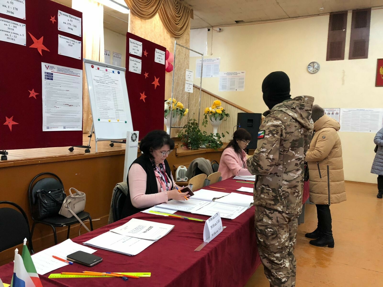 «Как в детстве»: мама и сын — боец СВО проголосовали на выборах в Челнах