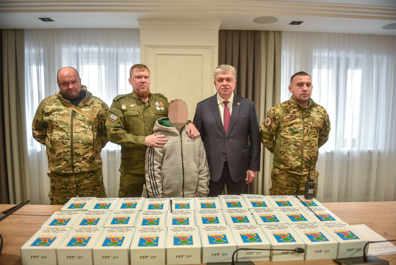 Челнинским военнослужащим передали мобильные радиостанции для связи