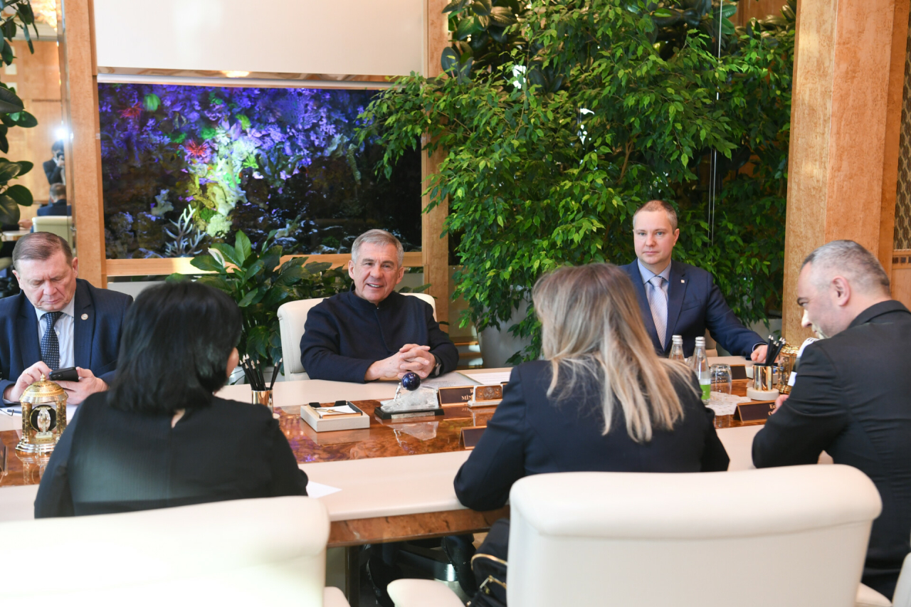 Минниханов обсудил дальнейшее развитие бизнеса турецкой «Джошкуноз» в Татарстане