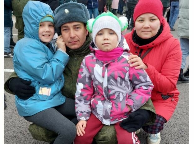 «Верим и ждем»: супруга бойца СВО рассказала, как переживает разлуку с мужем