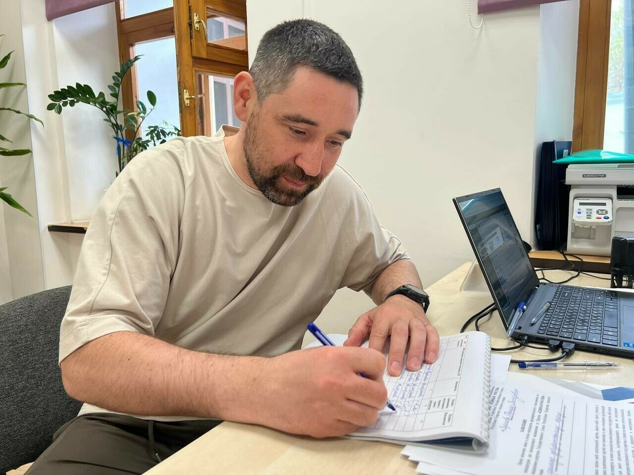 Данис Зарипов подал документы для участия в предварительном голосовании