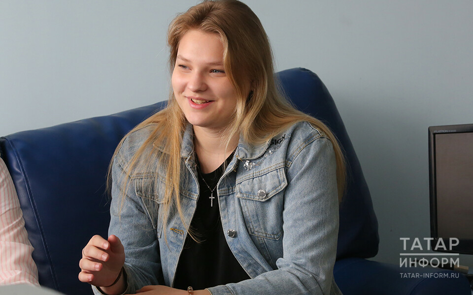 «Нарушишь диету – мозг разрушится»: как живет девушка с редкой болезнью – фенилкетонурией