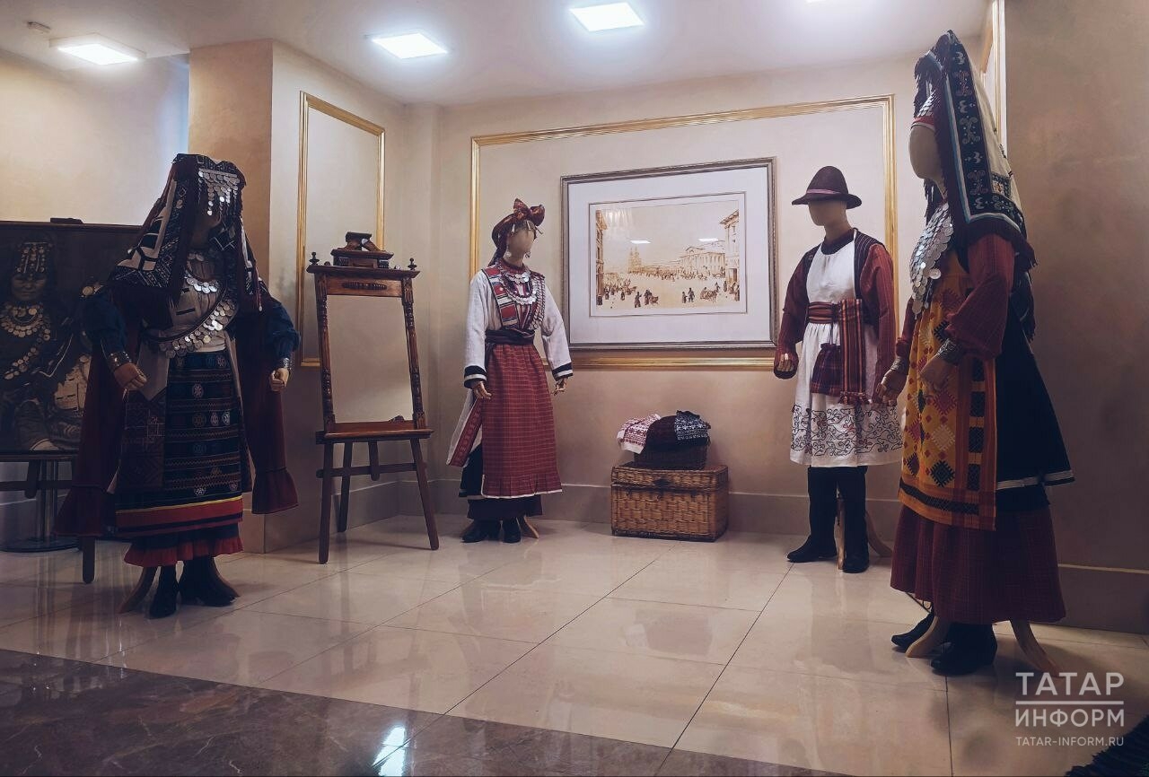 В Москве открылась выставка «Традиционный костюм народов Казанского Поволжья»