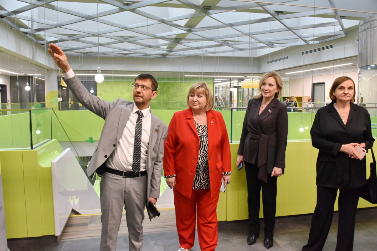 Женщины-депутаты РТ и Архангельской области посетили «Адымнар» и Центр семьи «Казан»