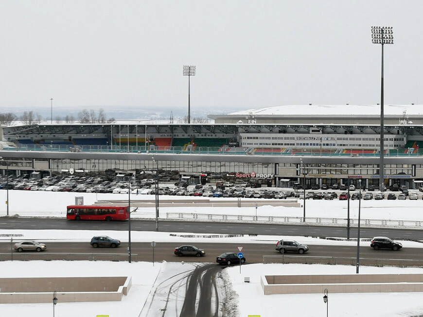 В Казани временно закроют парковку у Центрального стадиона