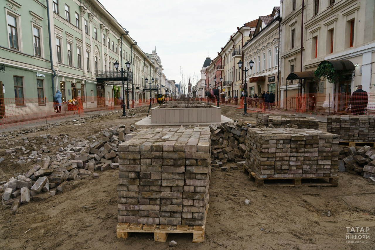 Аллея звезд татарской эстрады вернется на Баумана после замены брусчатки