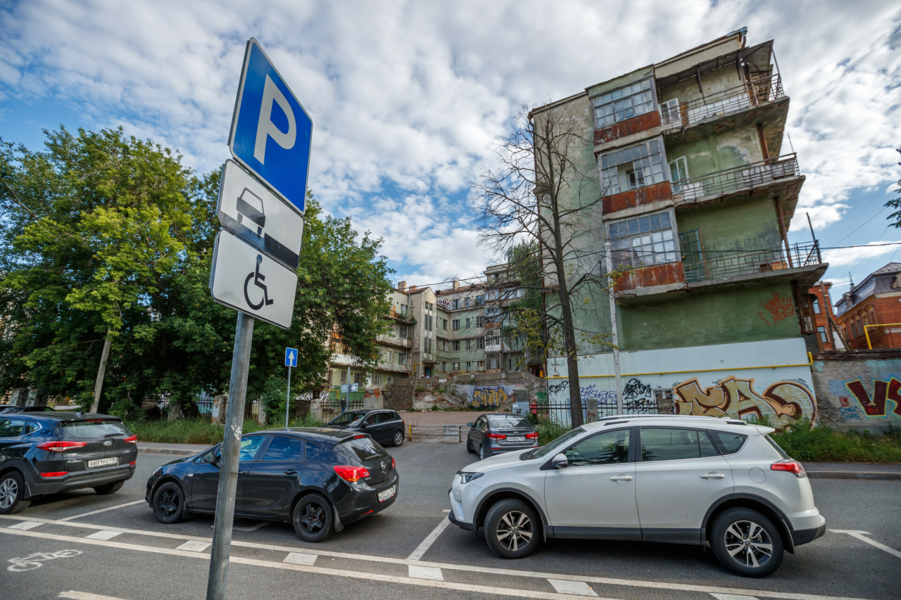 Муниципальные парковки Казани на 4 дня станут бесплатными