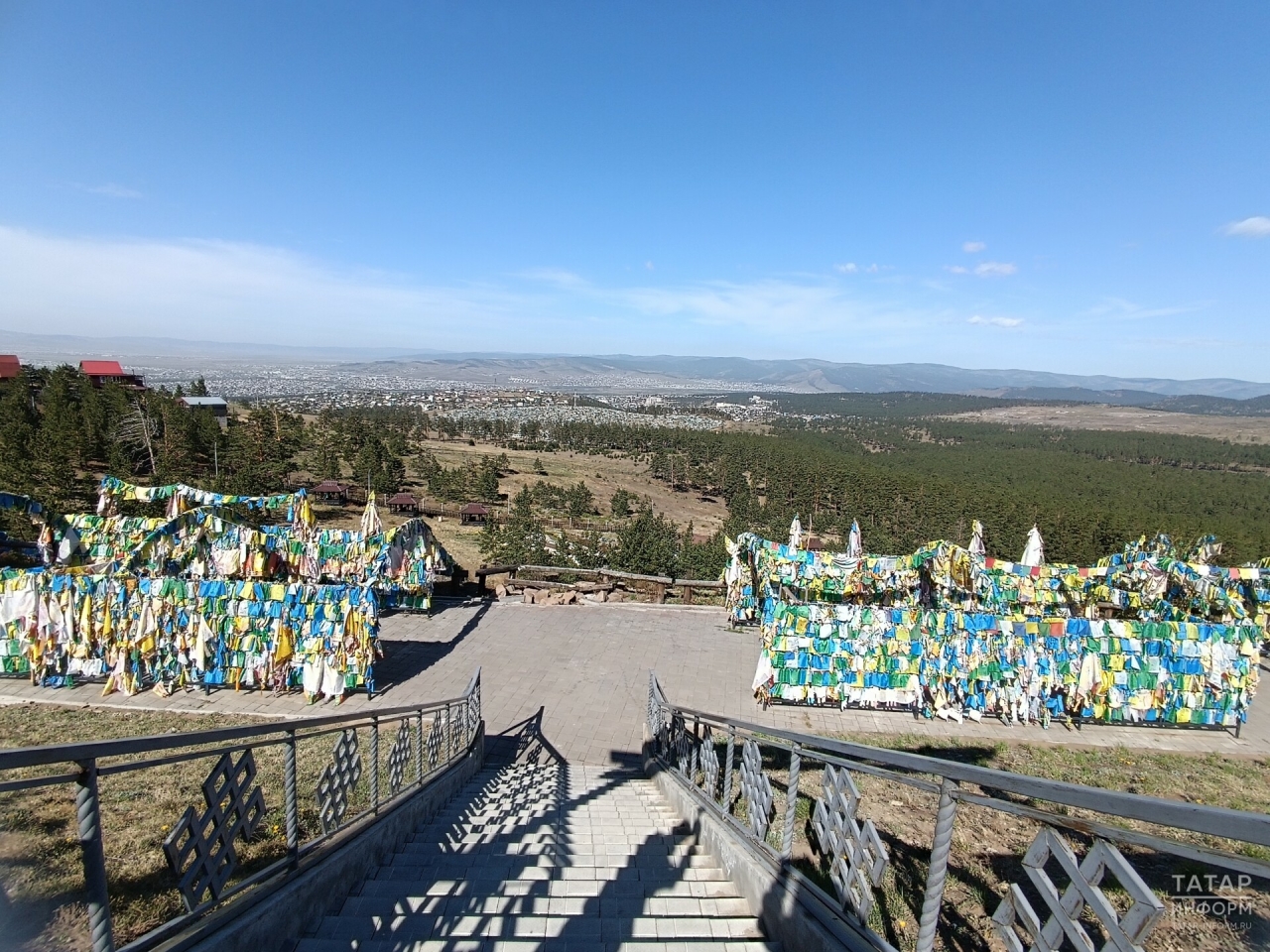 «Он без еды и воды уже 97 лет»: где в Бурятии можно увидеть нетленное тело хамбо-ламы