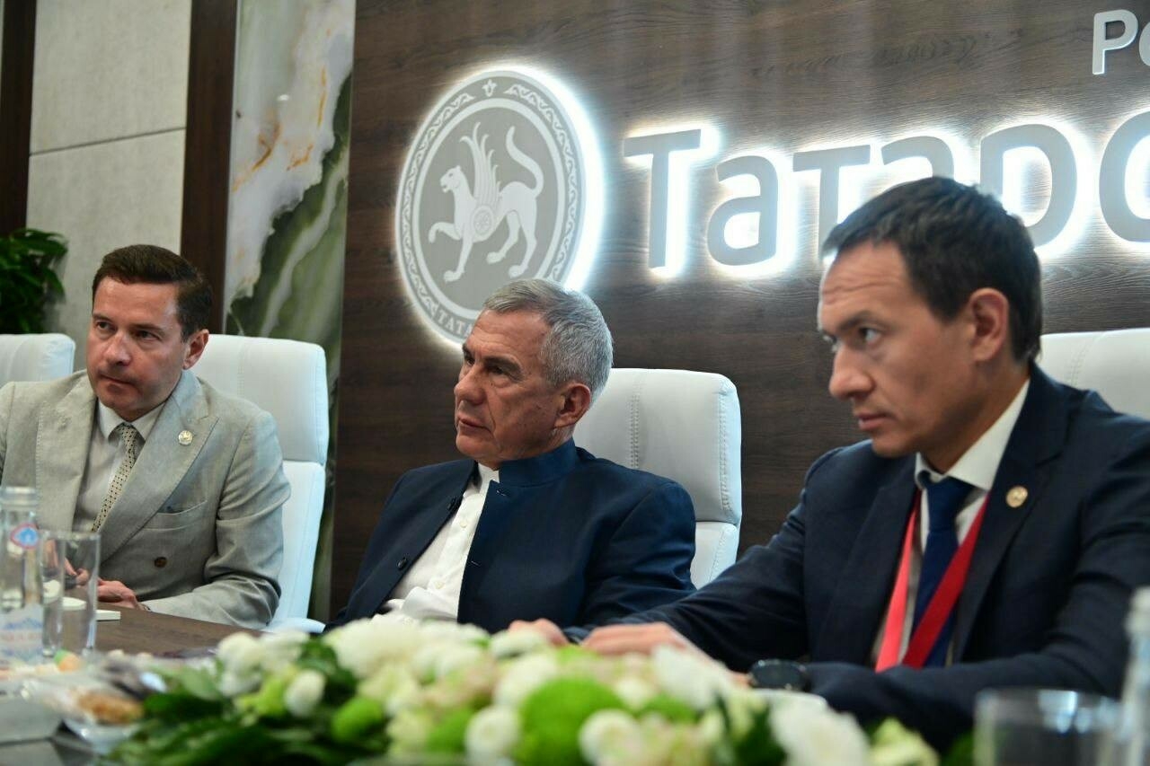 Рустам Минниханов встретился с главой Федерации триатлона РФ Ксенией Шойгу