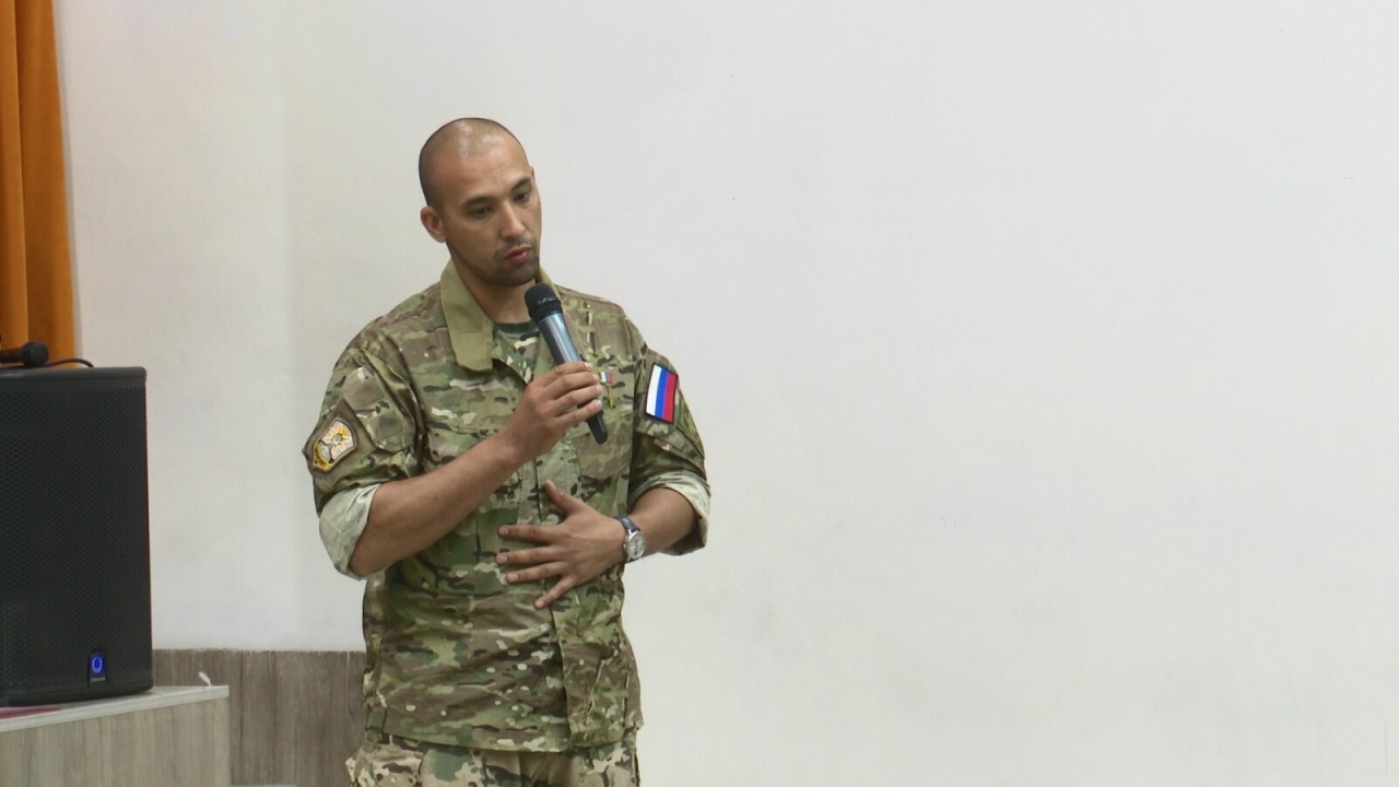 Рәсим Баксиков «Кама Артегы» лагерендә «Батырлык дәресе» уздырды