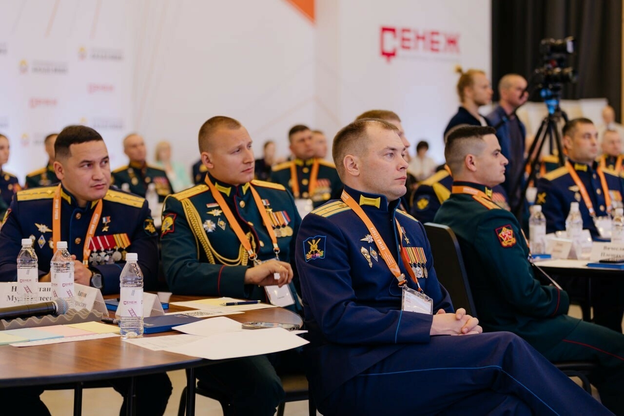 Участники «Времени героев» приступят к стажировкам в ведомствах и госкорпорациях