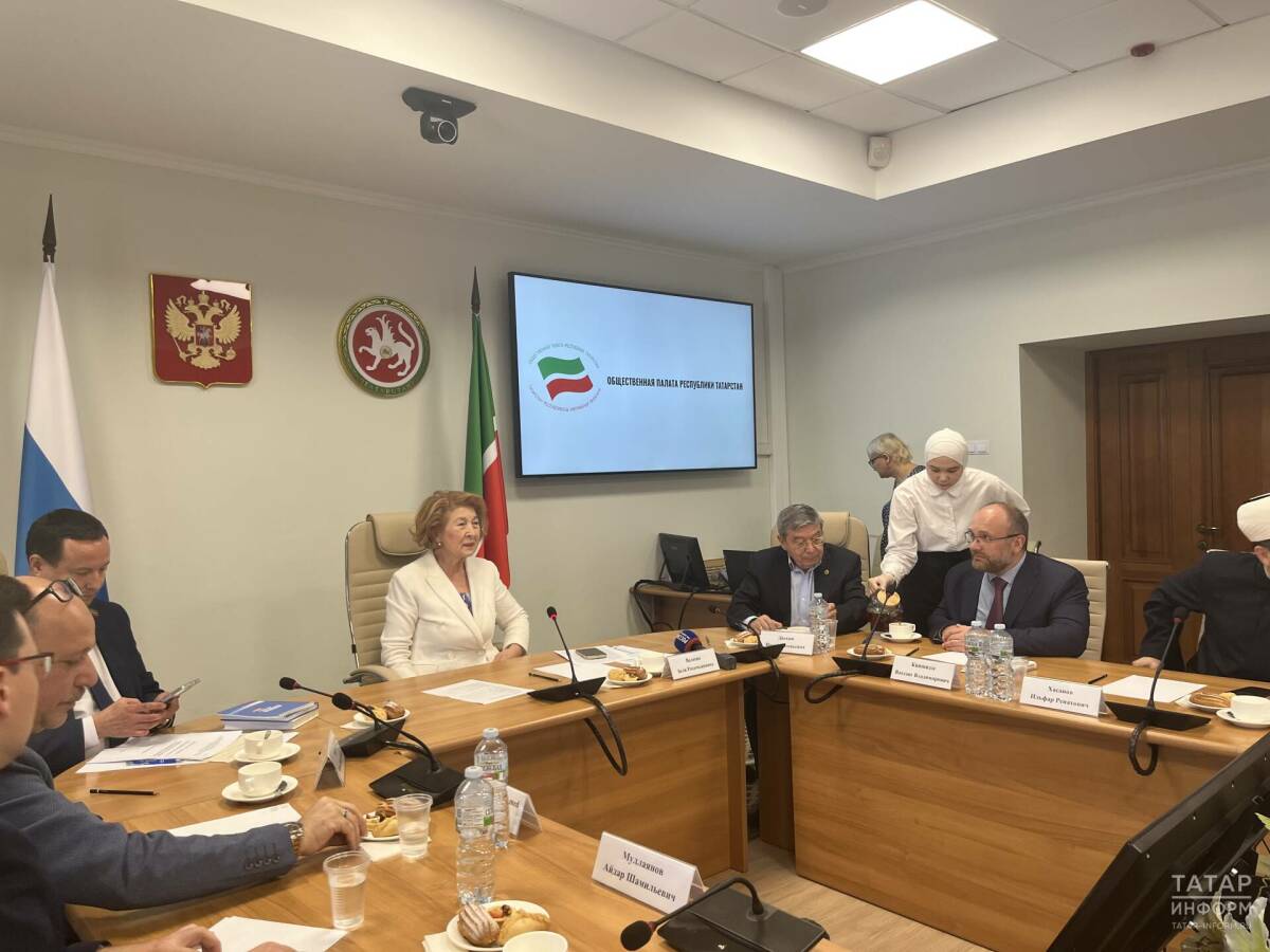 Казанда «БРИКС җәмәгатьчелеге суверен үсеш өчен» түгәрәк өстәле старт алды