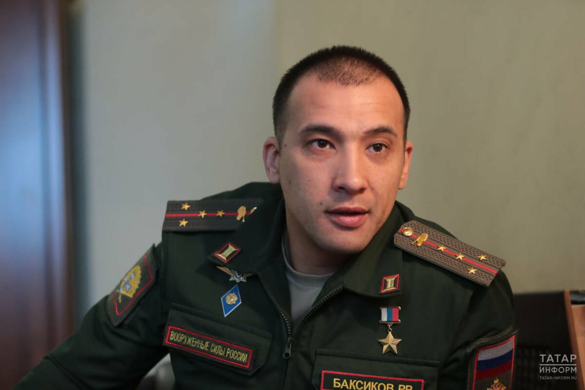 Герой России Расим Баксиков передал квадрокоптеры и технику для бойцов СВО