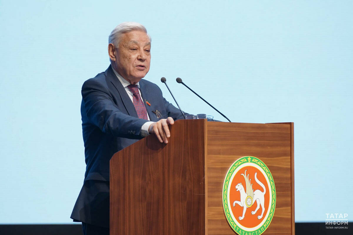 Мухаметшин поручил уделять особое внимание поддержке ветеранов и участников СВО