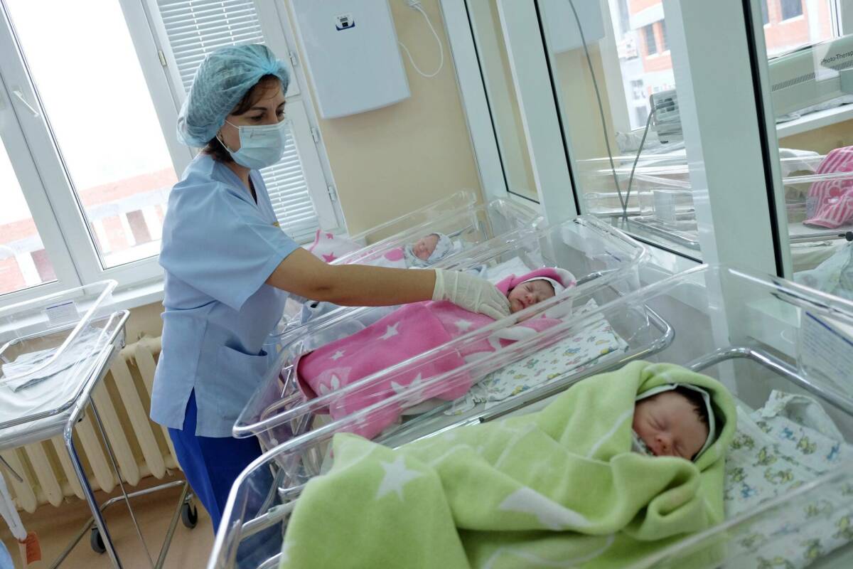 Минтруд РТ предложил конкретные меры для повышения рождаемости