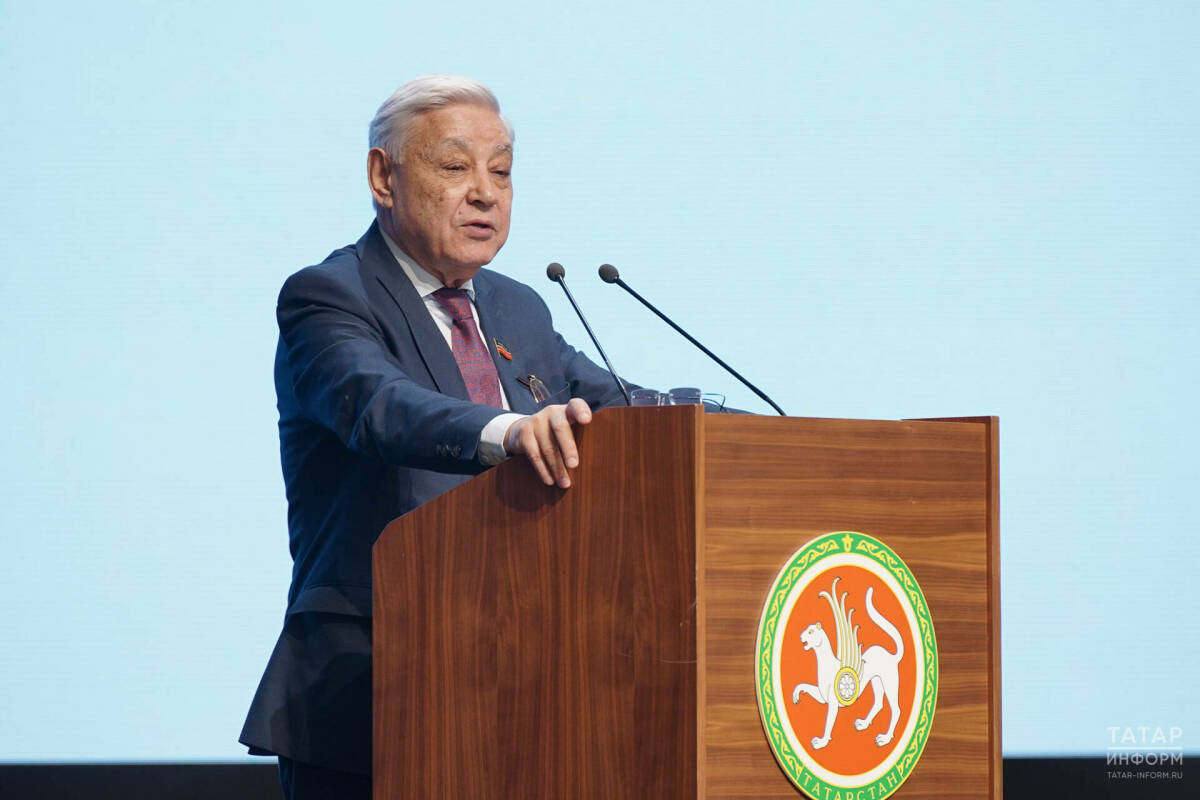 Мухаметшин поручил уделять особое внимание поддержке ветеранов и участников СВО