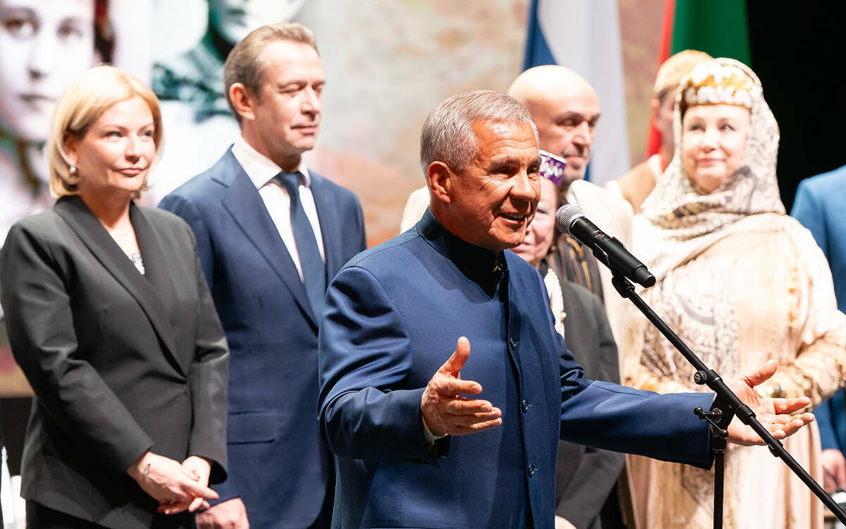 Минниханов: «Новый театр — бриллиант. Центр не только для республики, для всей страны»