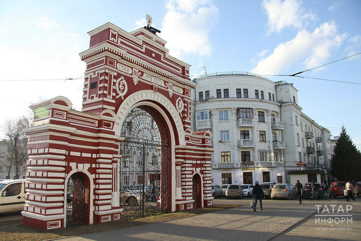 Реставрацию «Красных ворот» в Кировском районе Казани завершат в этом году