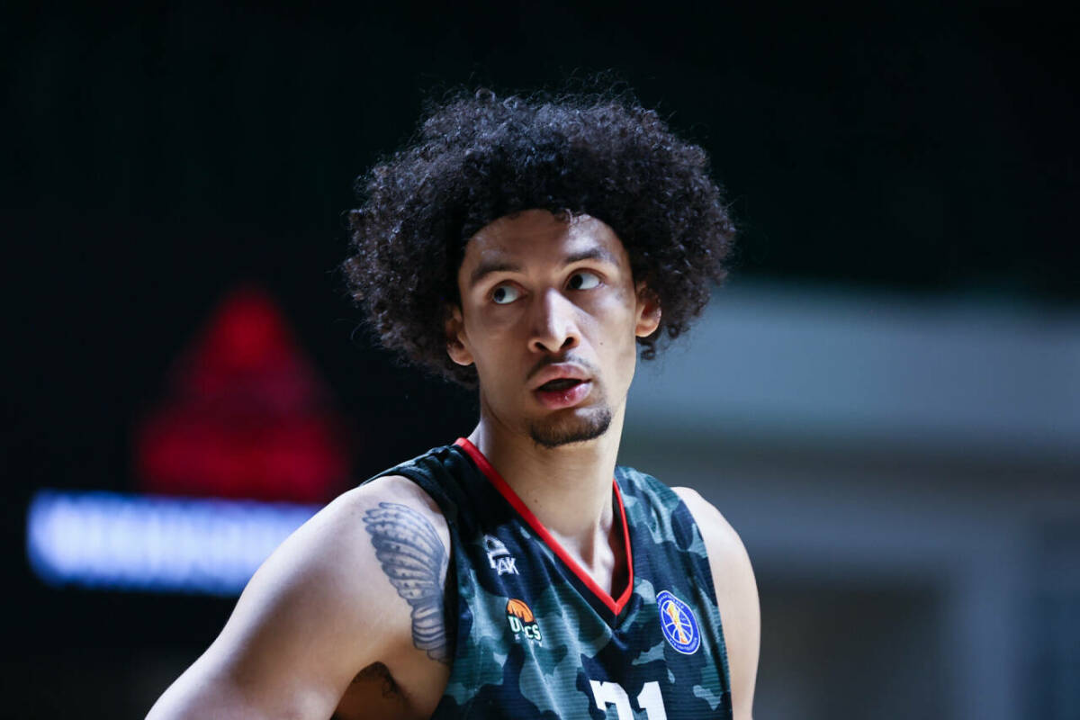 Центровой УНИКСа Бако вызван в сборную Бельгии