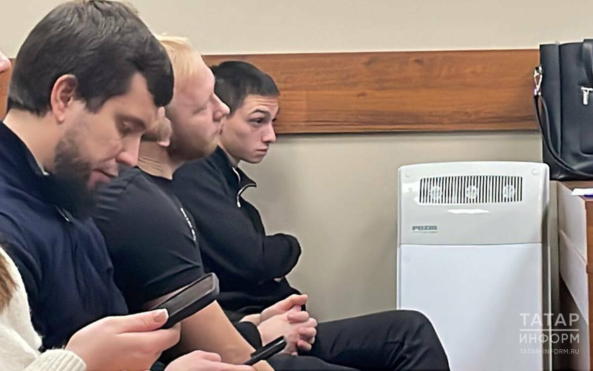 «Создал целую ОПГ для автоподстав»: в Казани судят аферистов, наживавшихся на страховке