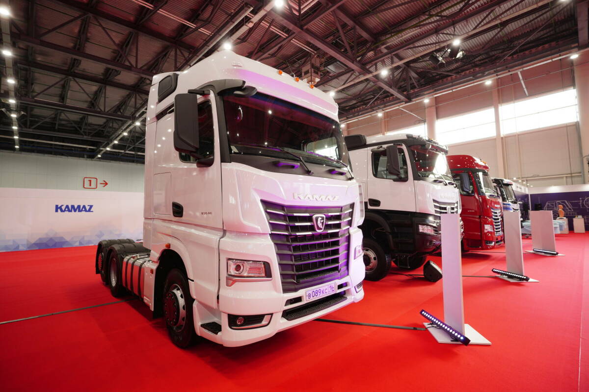 КАМАЗ возглавил рейтинг марок по количеству грузовиков в автопарках РФ