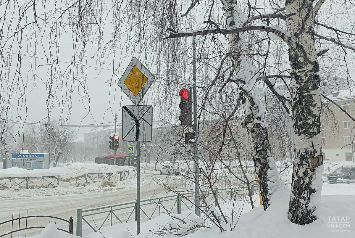 В Казани к автоматизированной системе управления движением подключат 25 светофоров