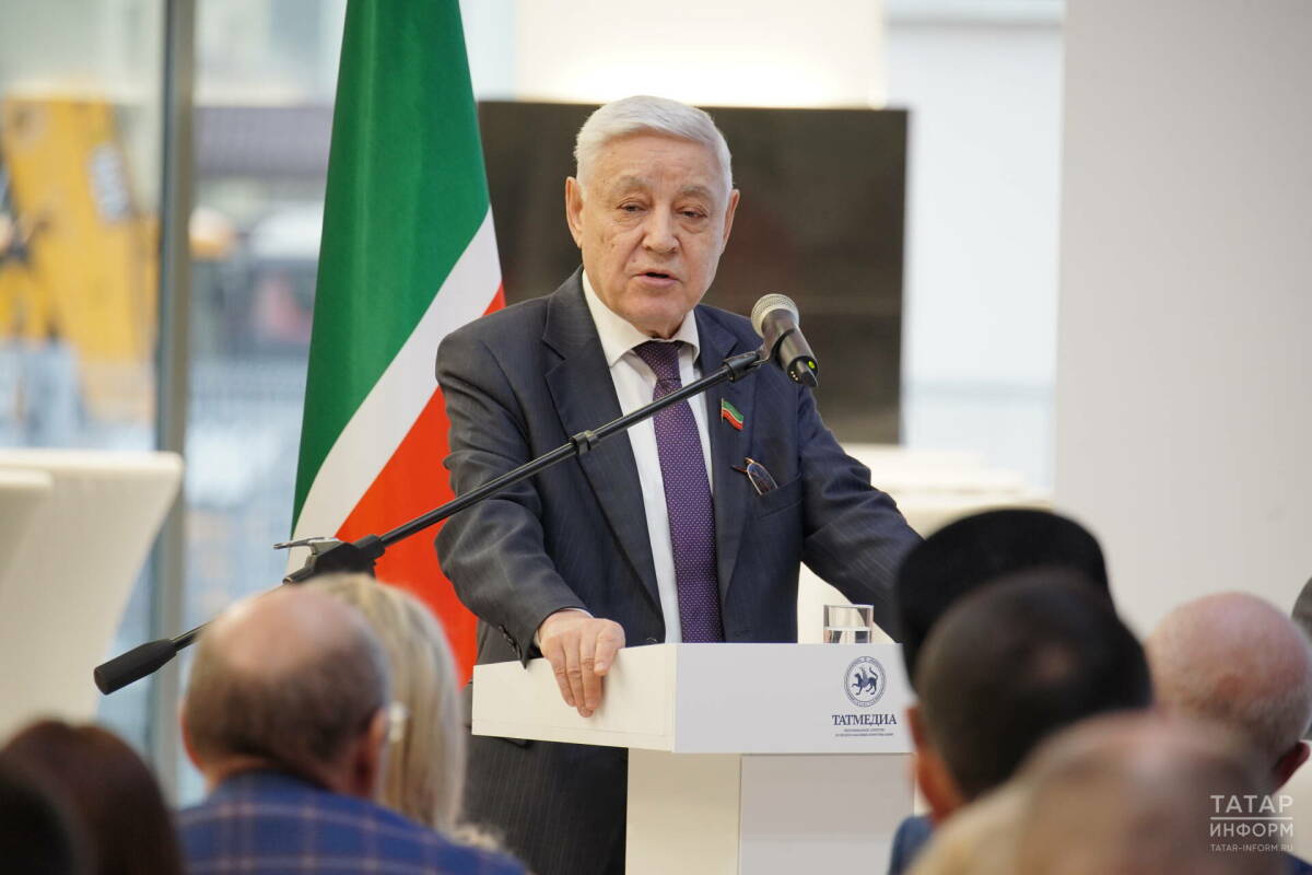 Своевременно и правдиво: Мухаметшин дал поручение СМИ Татарстана