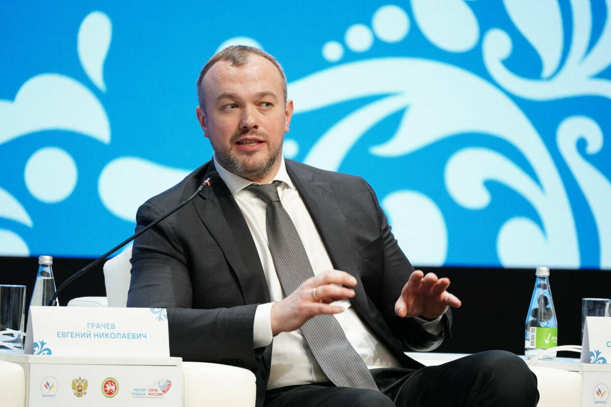 Евгений Грачев привел Татарстан в пример по благоустройству территорий