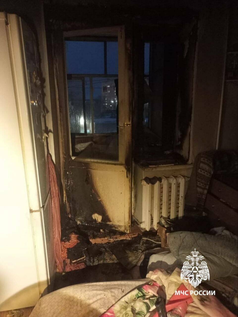 На пожаре в Кировском районе Казани удалось спасти двоих человек