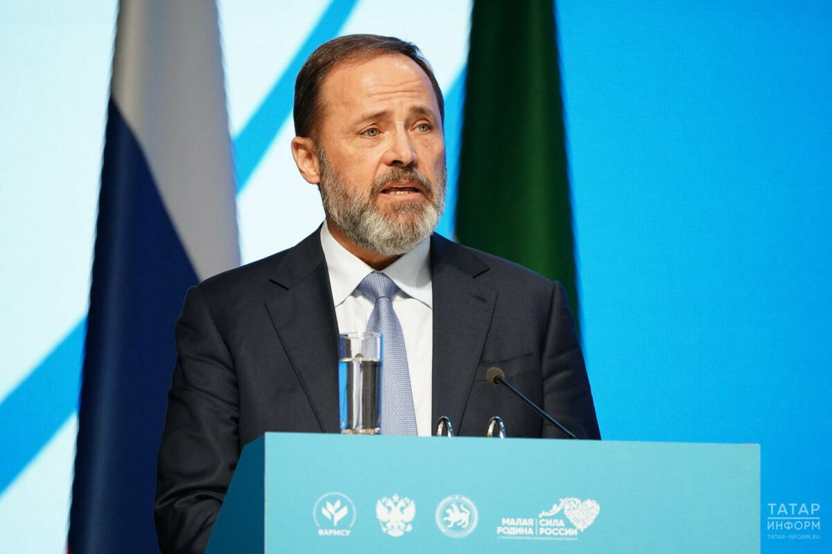 Игорь Комаров призвал укреплять кадровую базу муниципалитетов участниками СВО