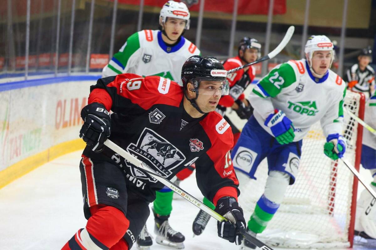 «Нефтяник» гостит у нижегородского «Торпедо-Горький» в рамках регулярки ВХЛ