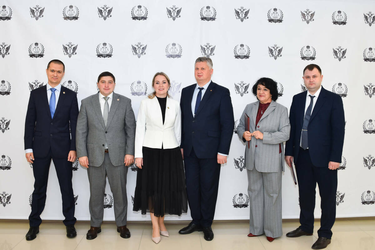 Нижнекамск первым в Татарстане принял выездной «День юстиции»