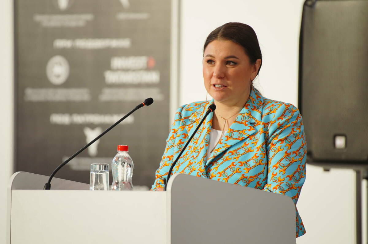 Минуллина заявила, что Татарстану нужны инвестиции в станкостроение и научные технологии