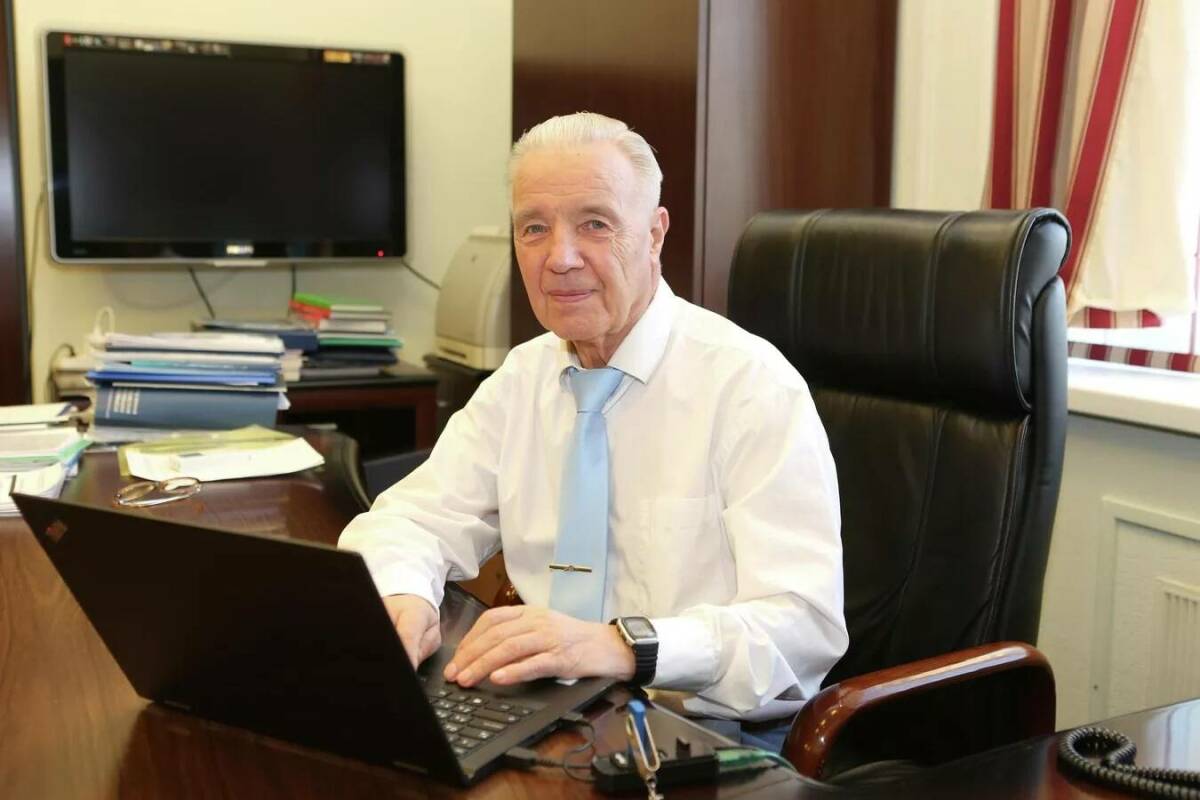 Умер ведущий специалист по разработке ядерных боеприпасов Юрий Бармаков