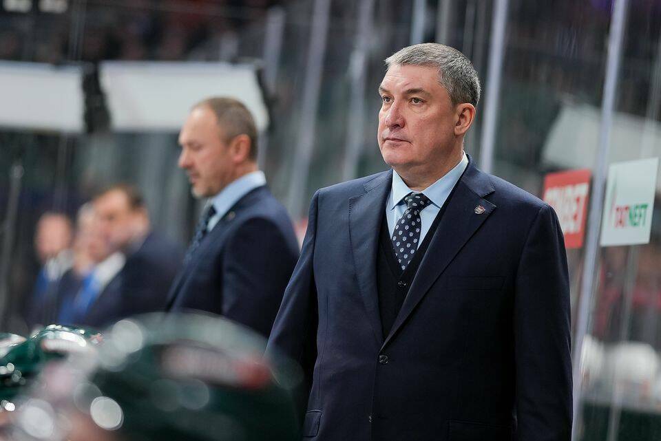 «Не скажу, что у нас все плохо было». Анвар Гатиятулин оценил изменения в игре «Ак Барса»