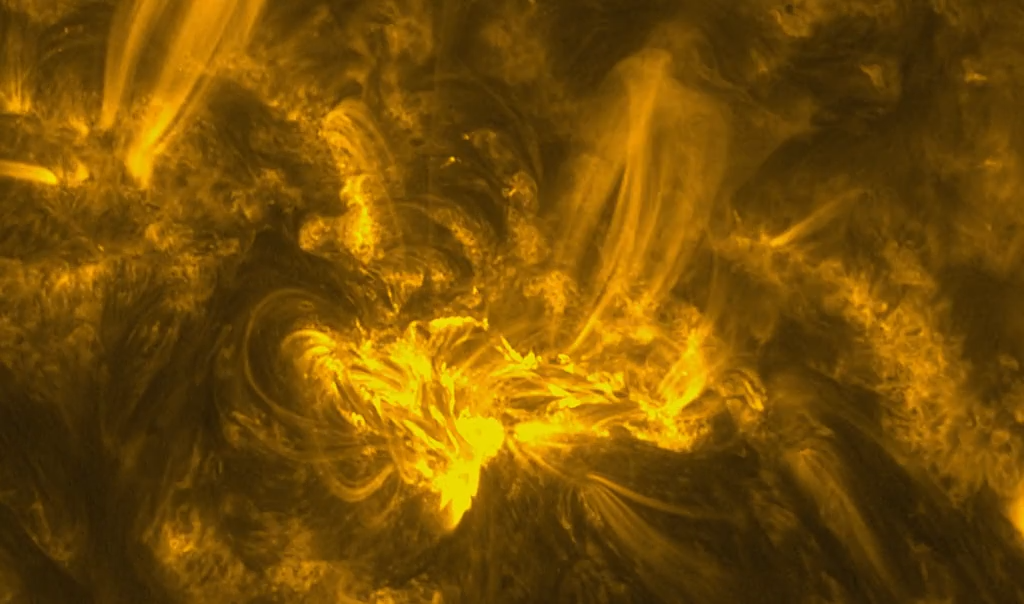 На Солнце возобновились сильные вспышки вопреки прогнозам