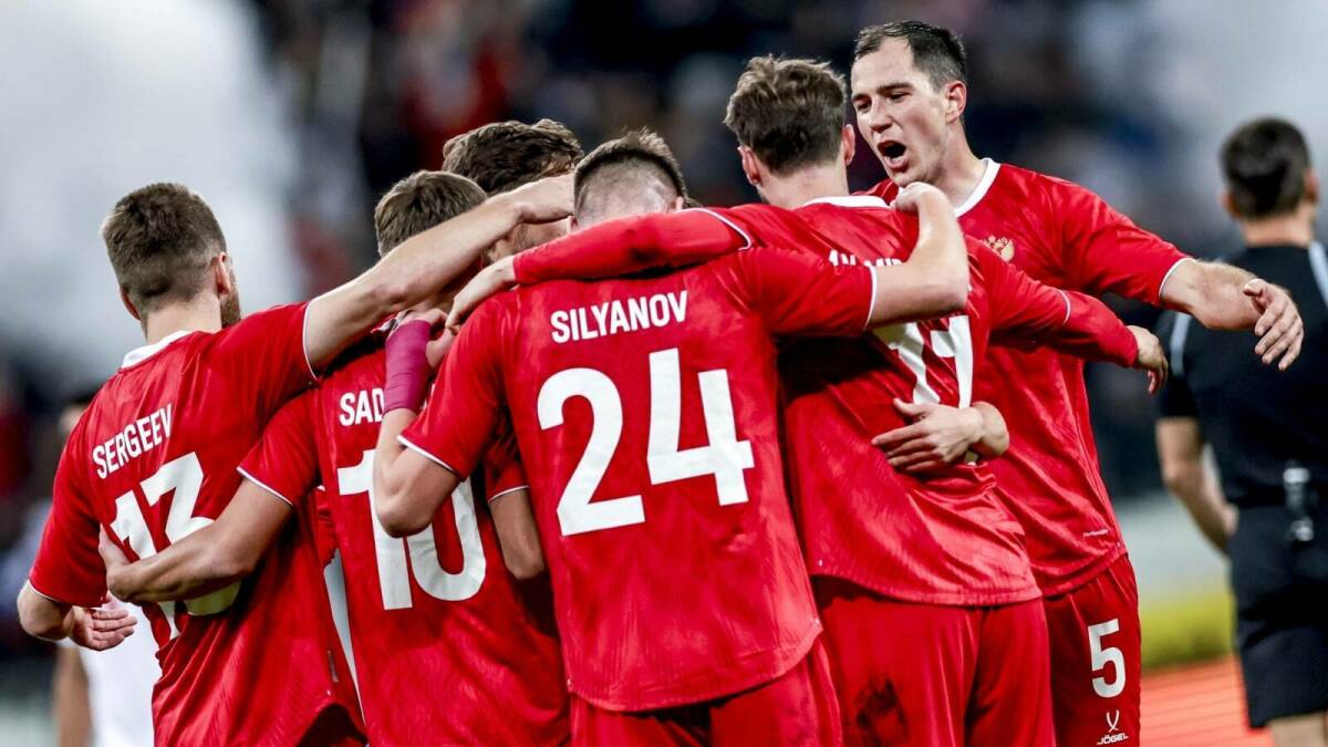 Сборная России может сыграть с Парагваем после чемпионата мира