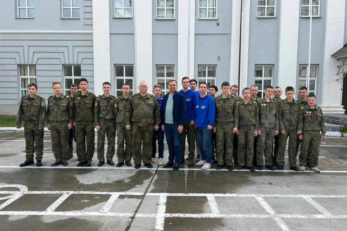 Единороссы Татарстана начали готовить 33-ю гуманитарную колонну для жителей ЛНР