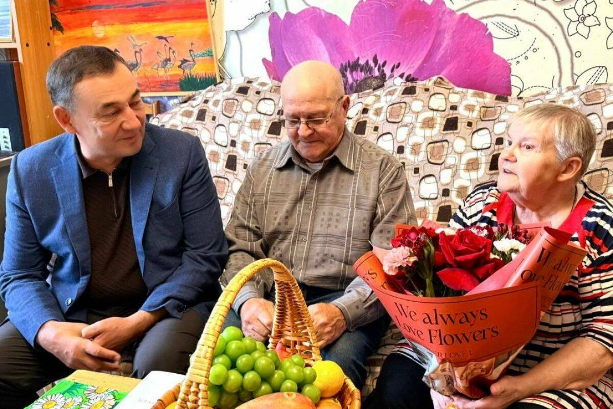 Депутат Госдумы РФ Марат Нуриев встретился с родителями погибшего бойца СВО